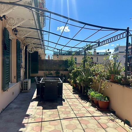 Апартаменти Sole, Terrazza, Centro Citta E Wi-Fi Veloce! Генуя Екстер'єр фото