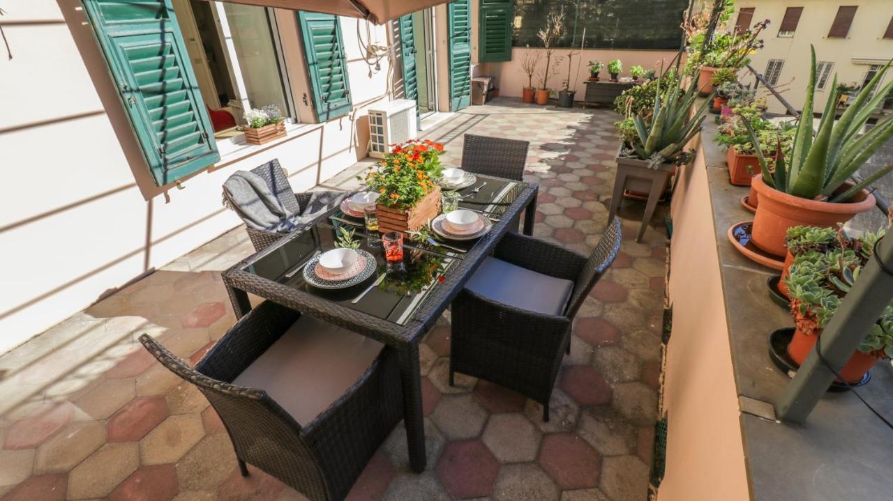 Апартаменти Sole, Terrazza, Centro Citta E Wi-Fi Veloce! Генуя Екстер'єр фото