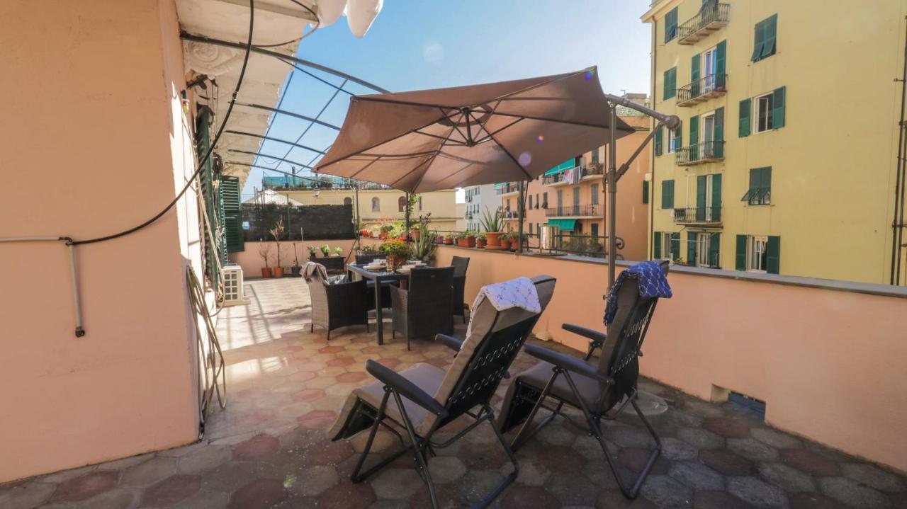 Апартаменти Sole, Terrazza, Centro Citta E Wi-Fi Veloce! Генуя Екстер'єр фото
